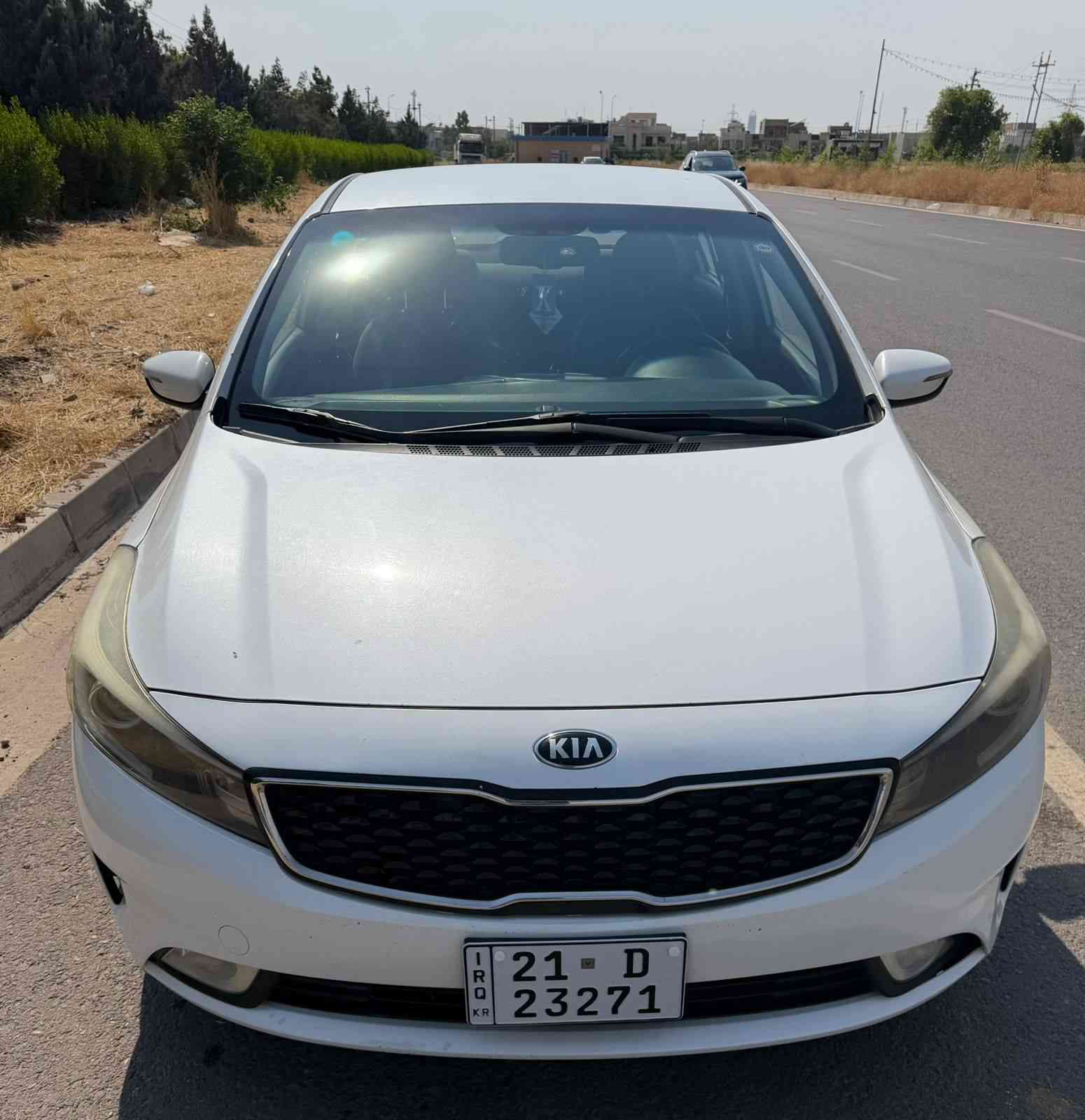 سيراتو 2017 خليجي
محرك 1600 دووش يعني ماكو دوانز
ماشية 145 الف قابل للزيادة
سنوية جديدة لغاية 2031
شروط فحص المتانة والامان لغاية 2027/5/31
صبغ بالجملغ الامامي صفحة السائق ( مقدار شبر)
والباب الخلفي ايضا ( مقدار شبر)
تخم تاير + بطارية جديدة
كاميرا+ حساسات خلفي
بأسمي تحويل مباشر
رقم سليمانية 
السعر (125) ورقة وبيها مجال بسيط
***********
