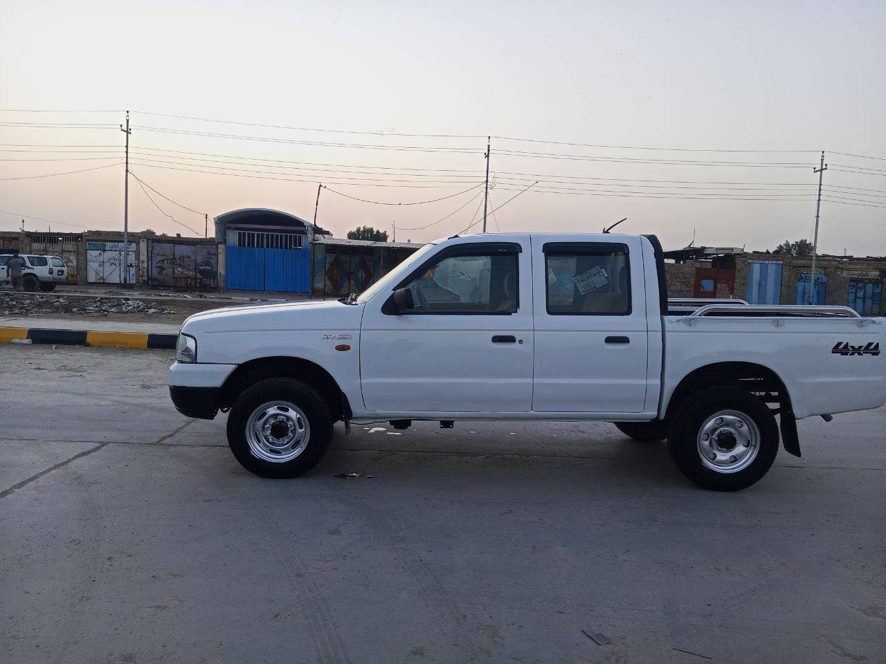 للبيع رانجر موديل 2006 (مزاد وزراة الداخلية) بيه كتاب مزايدة تمشي بيه وين ماتريد سيارة جاهزو گير اوتماتيك محرك ونجي 6 تايرات كهربايات دواخل السعر 48 وبيه مجال المكان ذي قار الرفاعي ***********
