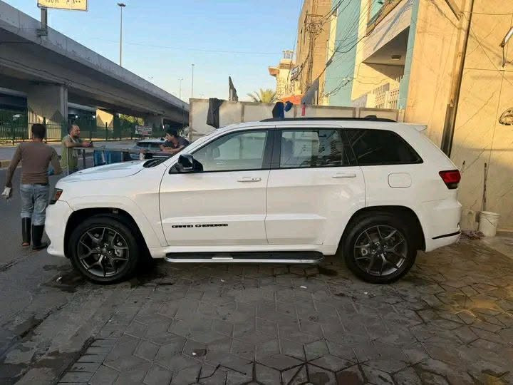 جيب لمتد X 2020
حادثه جاملغ وربع بنيد 
الجاملغ ولدعاميه فقط تبديل 
ايرباك سليم 
رقم اربيل 
السنويه بسمي
سعره24ونص $
مكان السيارة المنصور شارع الاميرات
رقم الهاتف 7770040464


**إذا كنت صاحب هذا الإعلان وتريد حذفه لأي سبب، رجاءا أرسل رسالة إلى الدعم الفني**