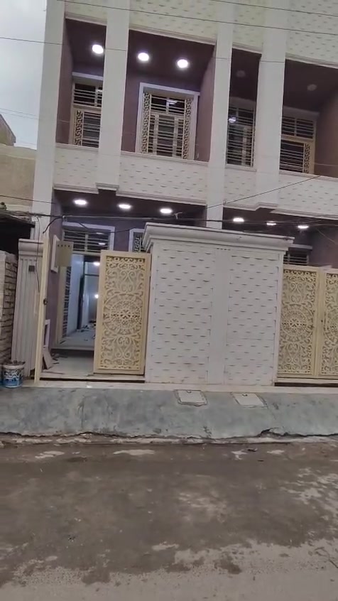 للبيع بسعر مناسب مساحه 62متر للحجز واتساب  ***********
