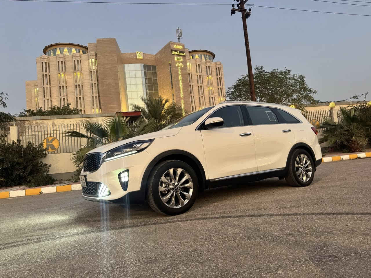 السلام عليكم

سورنتو 2020  خليجي 6 سليندر 

السياره مصبوغه كوله اثر جفيه مكفوله من الكص شواصي الغود عتب مكفولات 

 ، 7 راكب خليجي
  دبل شباج
فول مواصفات عدى الفتحه
نظام ترحيب 
بصمه ابواب وتشغيل 
لايتات زينون 
 كشن كهرباء  
كامرا خلفيه 
دبل حساس امامي خلفي
 فول تحكمات ستيرن 
بردات خلفيه 
٣ انظمه قيادهة
صندوك كهرباء 
تبريد ٣ قطع 
وبقيه المواصفات معروفه
سيارة جديدة جاهزة من كل شي  سيارة جديدماتصرف عليه 

دينار  رقم الانكليزي نجف بسمي الجديد وهزة جديدة 

ماشية81 الف 

مكاني نجف 
سعره 168ورقه 
رقمي ***********
