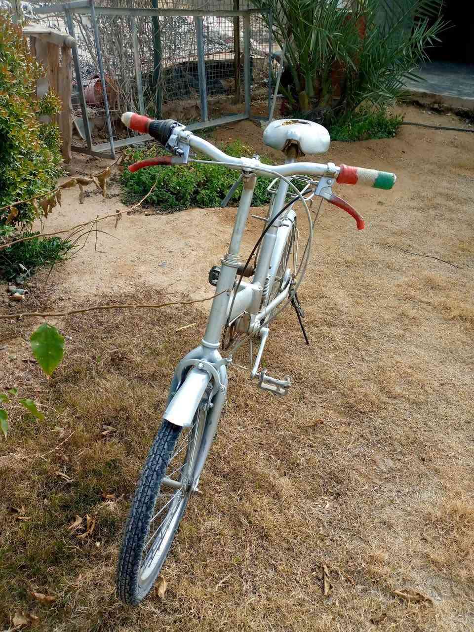 السلام عليكم ورحمة الله وبركاتة
يوجد بايسكل للبيع حجم 20 كلشي ما بي تايرات جدد بايسكل نضيف   + وياله حجم 26 جديدات عدد 2  + وياله وتايرات حجم 27 عدد 2

مكاني  حديثه بروانه حي الشرطه 

السعر وباقي التفاصيل خاص


**إذا كنت صاحب هذا الإعلان وتريد حذفه لأي سبب، رجاءا أرسل رسالة إلى الدعم الفني**