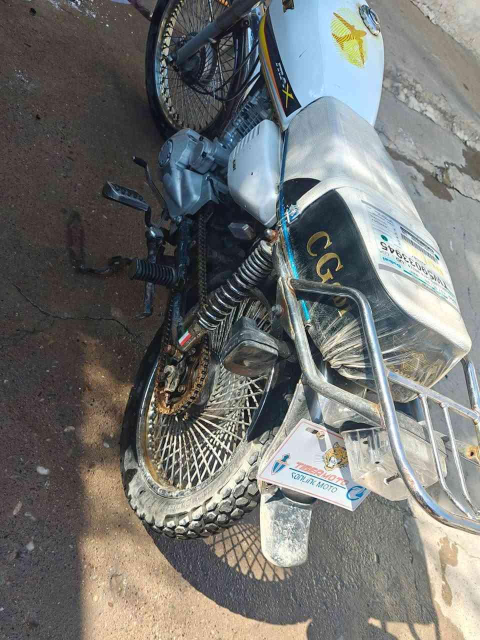 السلام عليكم دراجه للبيع موديل 2020
السعر 450


**إذا كنت صاحب هذا الإعلان وتريد حذفه لأي سبب، رجاءا أرسل رسالة إلى الدعم الفني**