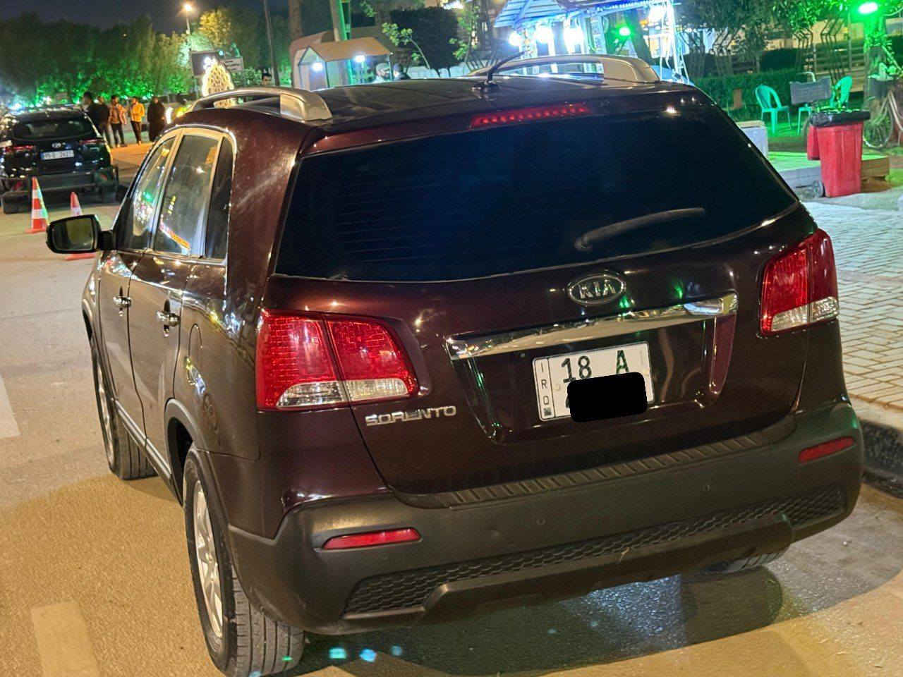 السلام عليكم سورنتو ٢٠١٢ وارد امريكي  حادثها بنيد جاملغ فقط رقم بابل دولي بأسمي ماشيه ١٤٠ فول مواصفات عدا البانوراما كشنات تدفئه تبريد مانع انزلاق تحكم استيرن جهتين اشاير بل المري وباقي المواصفات المعروفه مكان السياره بابل حله مركز
السعر ١٢٥ وبيها مجال
للاستفسار
***********
