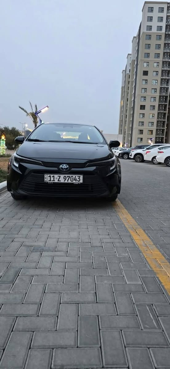 كورلا LE محسن 2023........
محرك١٨٠٠ وارد كندي يجي فول الفول
شرط ولاايرباك طاك بيه كله بلادي وسليم.......
هايبرد
#المواصفات#

رقم بغداد انكليزي
كامره وشاشة تدعم كار بلي......
تدفئة كشنات
تدفئة ستيرن مقود
بصمة
حساسات امامية
حساسات جانبية
تحكمات ستيرن
دوشمة جلد
تدفئة حتى مي زراكه
مربوطه بيه جهاز  مقاوم صدأ ورطوبة من امريكا نادر جدا
حادثها قبغ صندوق فقط  ومبدل بنفس اللون والباقي مكفول 

السياره مكفوله عدا تبديل قبغ الصندوق كفاله عامه وكذلك مكفوله حتى من الشخوط يعني مختصر الكلام سيارة دينار متصرف عليه .......
 مكانه بغداد الكرخ حي الجهاد قرب مجم النسيم
السعر ١٥٠ وبيه مجال وماكو هيجي سعر واالله وهيجي نظافة 
***********
