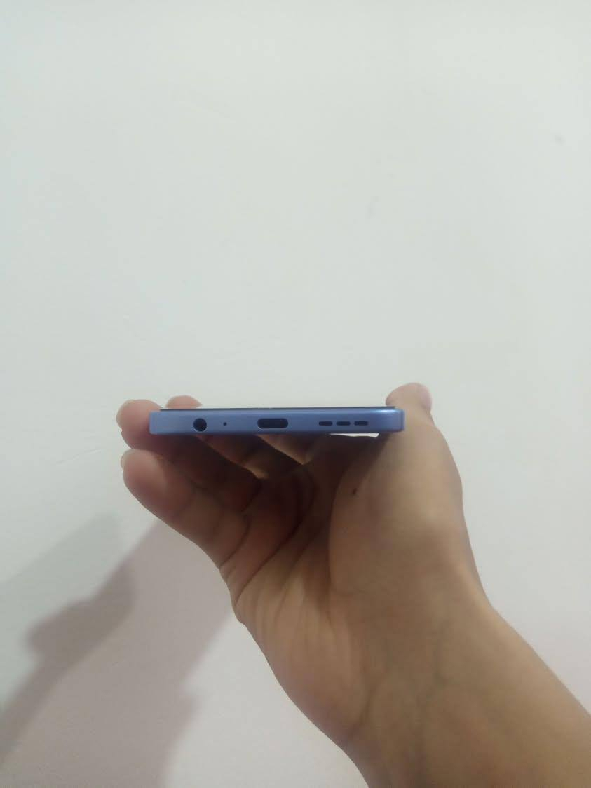 سلام عليكم تكنو سبارت 40برو بعده جديد ما مستخدم اقل 4اشهر 
ذاكره256
بطاريه 5200
رام داخلي 8
سعر 240


**إذا كنت صاحب هذا الإعلان وتريد حذفه لأي سبب، رجاءا أرسل رسالة إلى الدعم الفني**