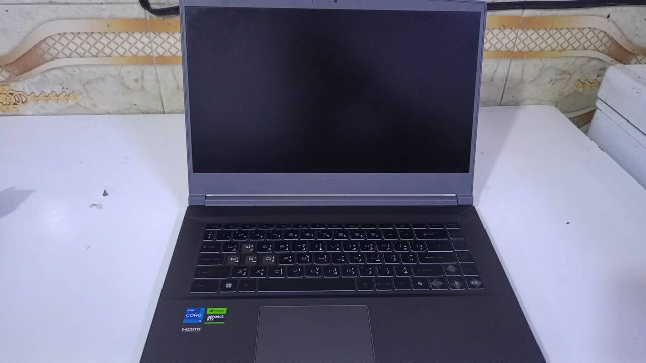 للبيع
MSI-THIN 15
CORE I5 13420H
16G
512ssd
4G RTX3050
15.6" 144HZ
GRAY SP
Win11
جاهز ستخدام 5 الباكيت وياه 
اي ستفسار على الخاص


**إذا كنت صاحب هذا الإعلان وتريد حذفه لأي سبب، رجاءا أرسل رسالة إلى الدعم الفني**
