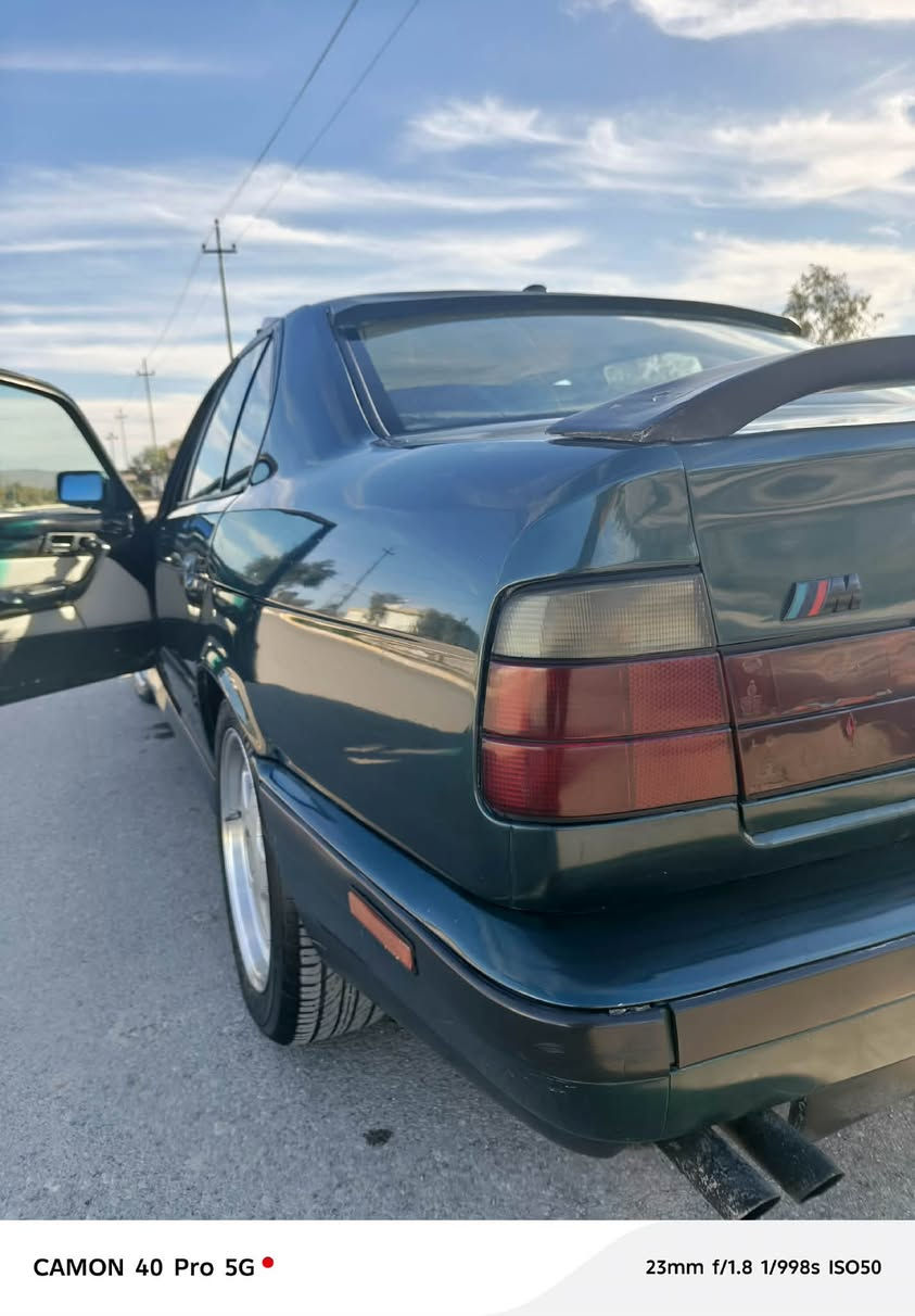 BMW  1991 525i رقم نينوى انكليزي سنوية نهاية 2029 سيارة عام بخ جمالية السيارة فقط قطعة واحدة تعديل بارد اقل من شبر سيارة تبريد و تدفئة بشرط سيارة محرط اثر بخار والباقي بشرط سعرها 50 و بيها مجال رقم الهاتف *********** بر
