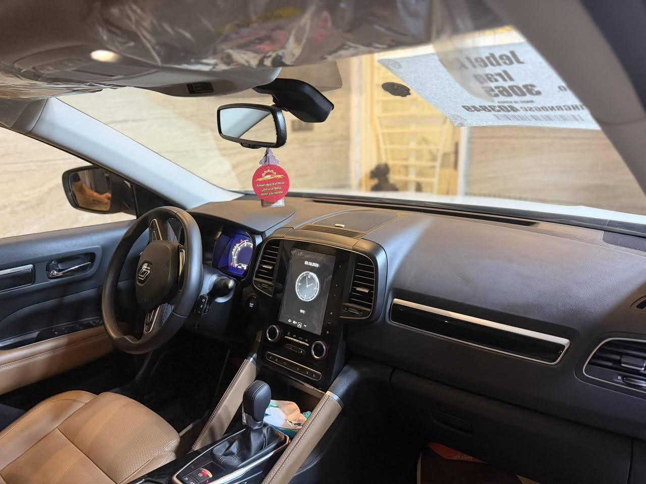 السلام عليكم رينو للبيع موديل 2025 كفاله عامة السيارة ماشية 5الاف  ضمان خمس سنوات السيارة فول مواصفات الشراي الجاد يراسل او يتصل ويدلل للاستفسار***********
***********
