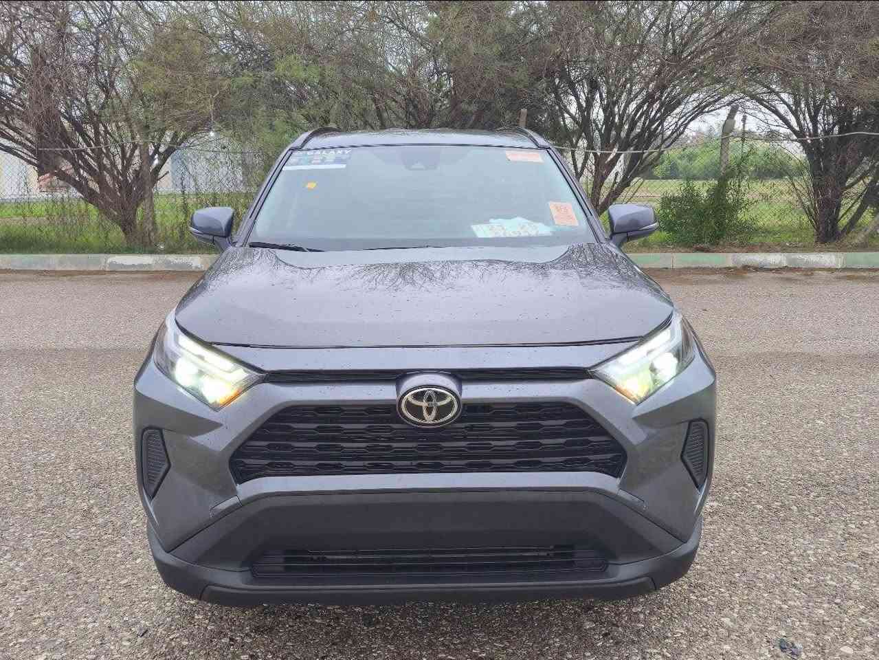 سلام عليكم تويوتا راف فور 2024
مواصفات بصمة تشغيل عن بعد تبريد قطعيتن رادار كامير شاش لايتات ليد زينون سيارا حلو وجاهز بدون اي مصرف 
اربع طايرات حديد صدر امامي خلفي جديد ماشي 43
بيها ربع بونيد رصعة بدون صبخ 
وبيها باب خلفي كلير فقط 
السيارا كاتي يترقم اربيل سليماني دهوك 
مكانه كركوك
سعر 203$ بيها مجال للطيبين 
للستفسار *********** + واتسب كركوك, العراق
