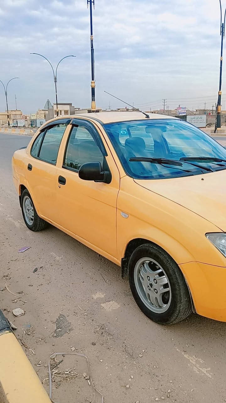 السلام عليكم طبيه للبيع فقط مديل 16 سياره نضيفه كير محرك جديد تبريد تدفئه شغال شاصي مكفول حداديه نضيفه بيه طخه بالجاملغ الخلفي  مصفره هيئه غرامات سنويه ل 28 جديده حتى الهزه لشهر 10 بعدهي السعر 38 وبيها مجال. ***********
