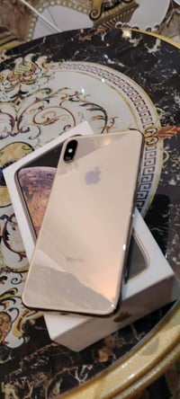 ايفون اكس ماكس  نضافة. 100‎%‎100 بطارية 85 ذاكرة256 ممفتوح  سعر160وبي ...