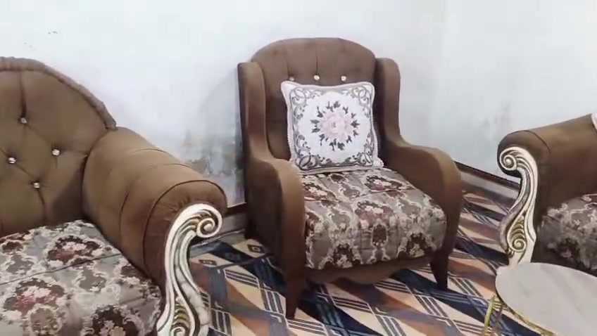 تخم ملكي تزكام درجه اوله اي ضرر مابي 10 مقاعد اسعر  350 لعنوان كربلاء بدايت امن اداخلي يوجد توصيل ***********
