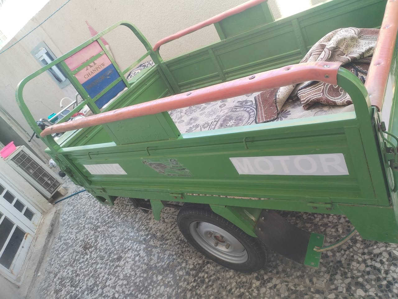 ستوته للبيع موديل 23 طالعه 25 كفاله عامه من كل شيء جديده مكينه ما مفتوحه اوراق اصولي باسمي معرض النور الشراي اتصل على الرقم ويتدلل المكان كربلاء ***********
