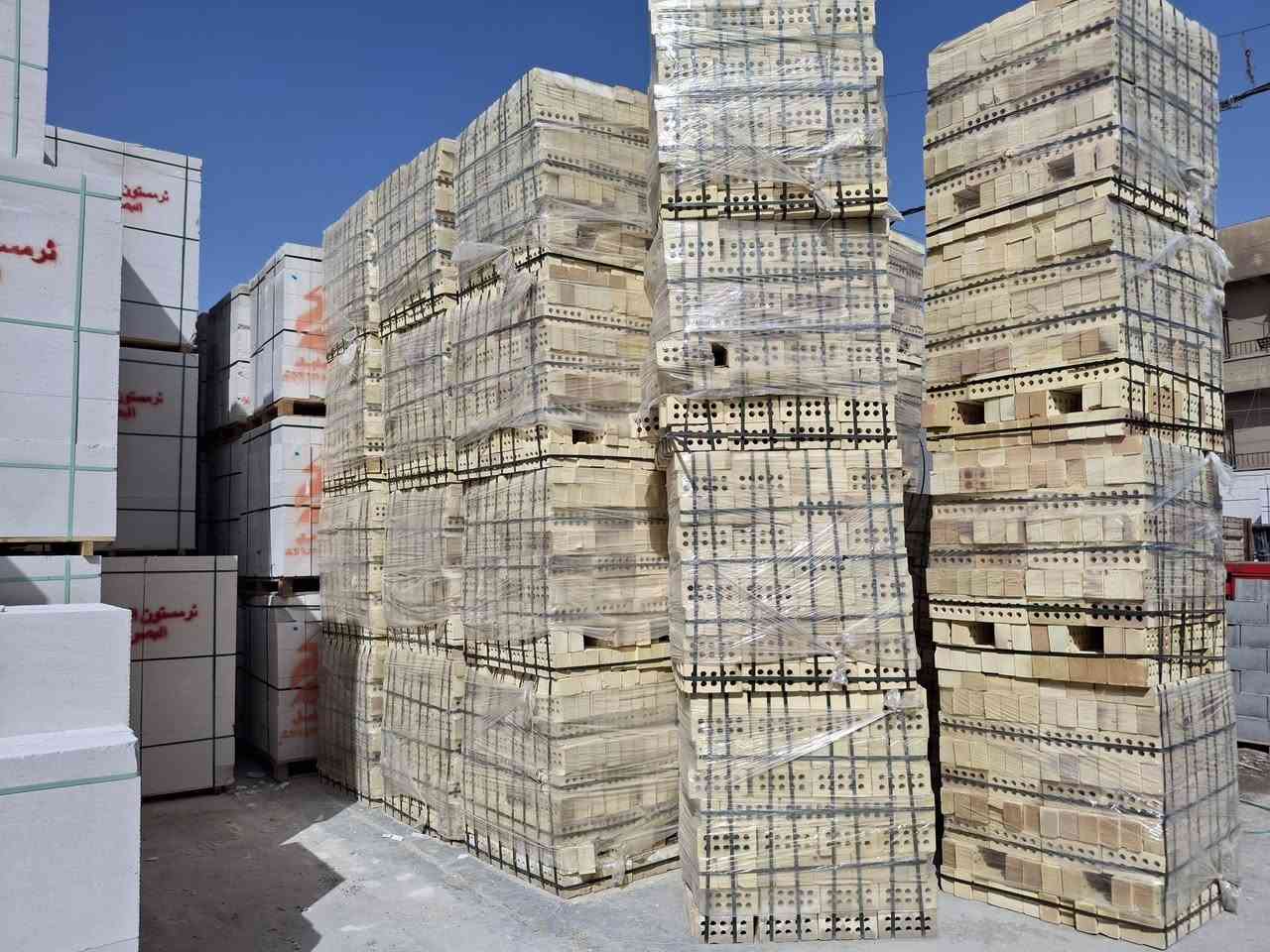 ـــــــــــــــــــــــــــــــ
✨🏗 شركة فهد كركوش للمواد الإنشائية 🏗✨
ـــــــــــــــــــــــــــــــ
🔥 الثرمستون 🔥
① ثرمستون الوطنية — 325
② ثرمستون الحوشان — 315
③ ثرمستون الشمس — 320
④ ثرمستون بلد السلام — 320
⑤ ثرمستون إيراني باروش — 340
⑥ ثرمستون أسد بابل — 365
🧱 البلوك والطابوق 🧱
⑦ بلوك الصناعية 650 مطروح
⑧ بلوك جويبده 600 مطروح
⑯ طابوق عراقي — سعر الألف 185
⑰ طابوق إيراني تغليف وجهات — سعر الألف 450
🪨 السمنت والمواد 🪨
⑨ سمنت عادي فالكون — 105
⑩ سمنت المبروك العادي — 95
⑪ مادة كويتية للثرمستون — الكيس 13 ألف
⑫ مادة سيراميك — الكيس 3500
⑬ جص فني خور شيد — الطن 85 ألف
⑭ سمنت أبيض إيراني — الطن 185
⑮ بورك ميزان عراقي — الطن 80
🚧 خدمات إضافية
✔️ يتوفر كرين لرفع المواد 
📍 العنوان: البصرة — ساحة سعد مقابل مستشفى الجمهوري
📞 هاتف مسؤول المبيعات: ***********
ـــــــــــــــــــــــــــــــ
