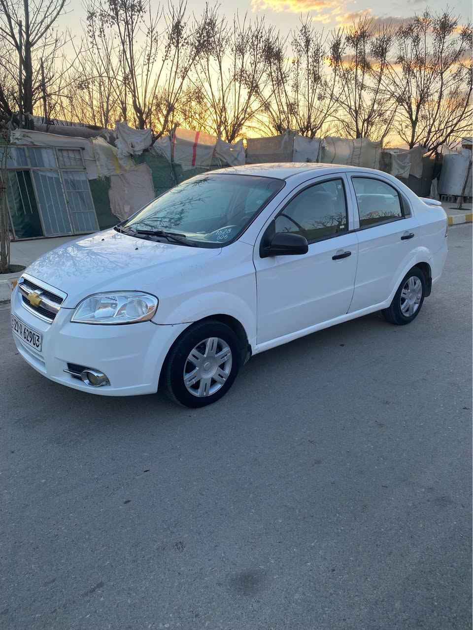 ئه ڤيو موديل ٢٠١٠ گير ئو توماتيك  خه ليجي ناو زه رد چوار جام كاره با    ته بيرت سارد و گه رم له سه ر سيوچ يه ك پارچه ي بوياخه   سونه ريم داناوه  بي ده عم ليدراو گيرو مه كينه ده عامي بو ده عامي به  شه رت يه ك دينار مسرف نيه ته  حويل  غه رامه به شه رت   ره قه م سه نه وي تا ٢٠٢٧ تازه يه سعري ٥٨ وه ره قه ***********-*********** دار بنديهكان, السليمانية
