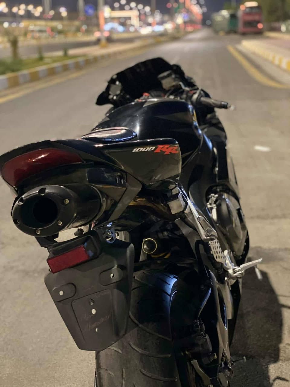 اسلام عليكم بطح rr موديل 2007 مكينه 1000 دراجه نظافت فول السعر 15$
الدراجه شغاله بس فاره يطق  المكان صويره
الستفسار رقم ***********
