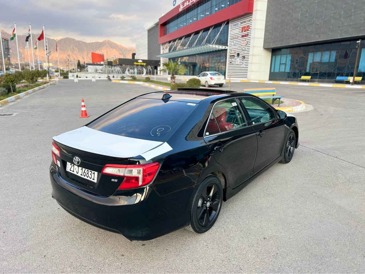 کامری ٢٠١٢  مەواسەفات se سلایت    کوشن کارەبایی  دژە خلیسک گێر حادی و تۆماتیک تەحدیل سورحە فۆیۆم و بلوتوس و جەندەها مواسەفاتی تر
سەنەوی و تایەی تازەیە گێر و مەکینە بە شەرت وەکوو بۆیاخ  بەس بۆنیت بۆیاخە  بێ ناوەوەوە
شوێن :رانیە
***********
***********  wast app  vibar رانية, السليمانية
