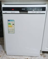 غسالة فستل نضيفه ما بيه خياس حتى سلاتهة جديده للبيع  07509526521