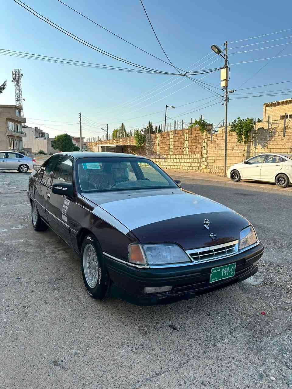 به ناوى خواى گەورە❣️
ئۆبـل ئۆميـگـا بـۆ فرۆشـتن🇧🇪🏁
ئارم بـلـاسيک دهـۆک بەشەرتی ئارم و ئەوەليات 
هەر دوو رەقەمەکەی ئەسليـه بەشەرتی رەقەم شانسـى يەک ژمارەى هەلە نيه بەشەرت ✔️
گيـر و مەكينه و ئەکسل بەشەرت مەكينه ئەروبيه لۆک👍
کارەبايەتی بەشەرت نوقوستانى نيه گيجەكانى ئيش ئەکا لايت بەگلايت سەکن فلجه تەرجيل هەموى بەشەرت💯
مۆديل 1993❕  ٤ تايە و ويلى لۆک🛞 كوشن لۆک🔥
ماشاءالله له جوانى و له قەوەتی✈️ مەكينه20گير عادى
موس و براوه بەشەرت 💯. ABS🚩 بانس و فليجەى لۆک بريک مەزبوت تازه بيش و دواوەم داگرتوه ندنو تؤله⭕️
مالى دۆسته ليخورينـى زۆر خۆش و تايبەتە ☑️
گير و مەکينه و ئيفلۆ و ئەكسل و كارەبايەتى هەموى بەشەرت رۆن ليجون و جەورى و دوكەڵ و شتـى نيه 
هەيكەلـى قوتو و جوان ماوەتەوە⚠️
موشتەرى تيـل بكه 📞يان جات💬 له خزمەتان دام 
قيـست و قەرز  و گۆرينەوەم نيه 🔻
ساحريش خوار بازار 19 گەڵا و محامەلەيەکى برايانه◾️
پارەى عـولوجيـكه شـوين دوكان سيـاحـى📍
***********ڤايبەر وەتس ئەبى لەسەرە☎️
