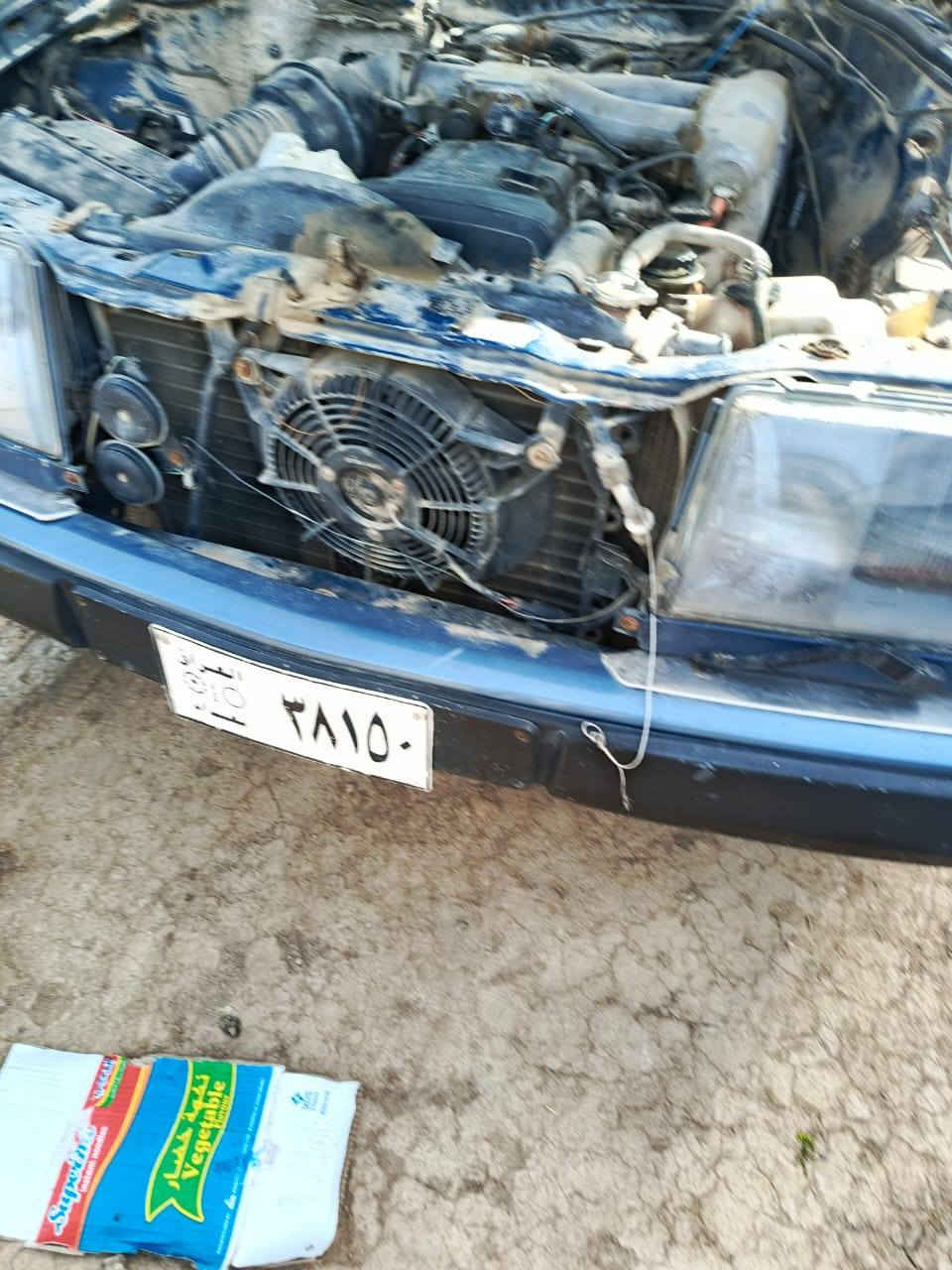 السلام عليكم مارسدس دب 300 سياره جاهزه حداديه تخم تاير كير مكينه شرط مكفوله من الضربه موديل 89 سنويه نافذه 2023 ثاني يوم تحويل مكاني ناصريه الغراف 
السعر 25 
***********
