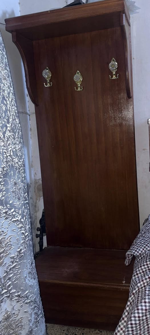 اخشاب للبيع 
الميز 75  الچربايه 100
الزاويه 30 
الكنتور 75
المكان الزعفرانيه


**إذا كنت صاحب هذا الإعلان وتريد حذفه لأي سبب، رجاءا أرسل رسالة إلى الدعم الفني**
