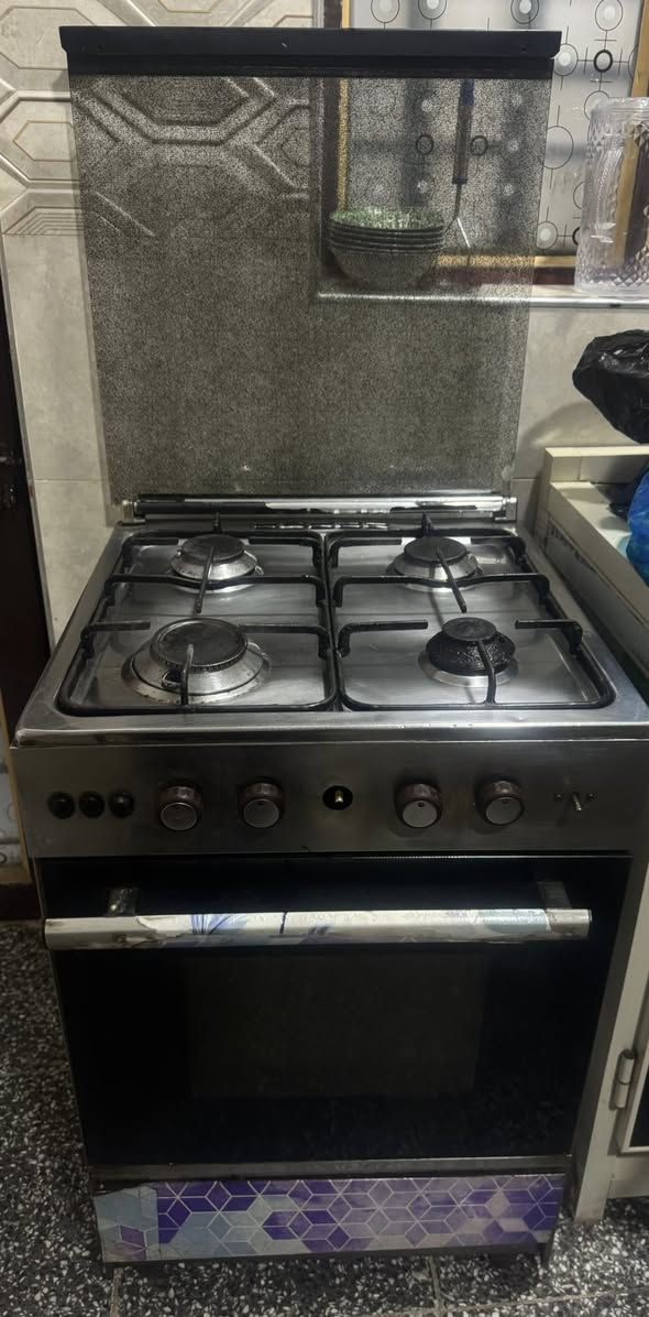 السلام عليكم طباخ للبيع مثل مــا واضــح بالصوره بــ ٥٠ الف مكاني بغداد


**إذا كنت صاحب هذا الإعلان وتريد حذفه لأي سبب، رجاءا أرسل رسالة إلى الدعم الفني**