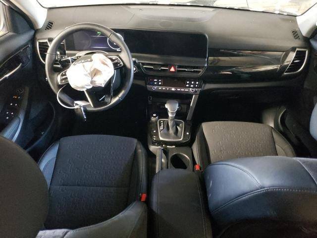 السلام عليكم لبيع كيه سليتوز موديل ٢٤ وار امريكي بدون رقم ماشيه ٢٠ الف كم مكان السيارة بغداد البنوك راح انزل صور الحادث ويه المنشور الاتصال على الرقم *********** غير متواجد على الفيس فقط واتساب أو الاتصال على الرقم
