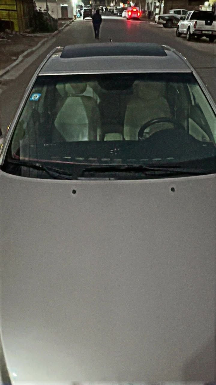 من رخصه الادمن 
السلام وعليكم  بيع فقط 
ازيره ٢٠٠٨ خليجي فول مواصفات 
بيها صبغ حزام جماليه بدون دواخل كير مكينته كفاله صدر امامي خلفي كله جديد هزه وسنويه جديده مابيها اي نقص خير من الله الفول معروف اخوان ميحتاج اذكر مواصفات 
السعر ٨٨ ورقه نهايتها
مكان السياره بغداد الغزاليه 
اي استفسار 
***********
