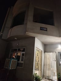 دار للبيع الرشيديه قطاع الرابع باب الحاره مساحه الدار ١٧٠ متر واجه ٧ و...