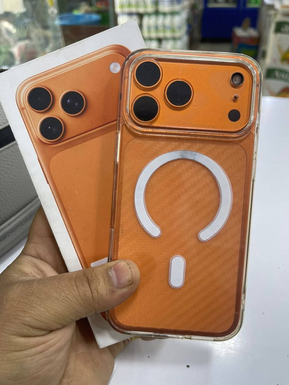 17 برو ماكس
نوعيت لشريحة الكترونية 
٢٥٦
بطارية ١٠٠
مشحون ٣١ 
كامل ملحقات
جهاز زلغ مابي بعدة بل جيس
***********
شراي يتصل 
جهاز سعرة 1825
