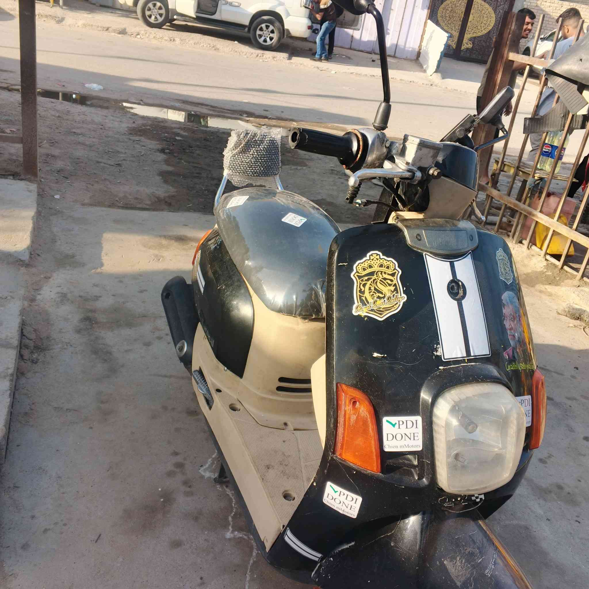 دراجه بوليس بلاديه ما مفتوحه سلف وكابريتر بلادي بيها دمام دراجه سلف وهندر للبيع او مراوس ب ماكس منغولي نضيفه مكاني بلديات


**إذا كنت صاحب هذا الإعلان وتريد حذفه لأي سبب، رجاءا أرسل رسالة إلى الدعم الفني**