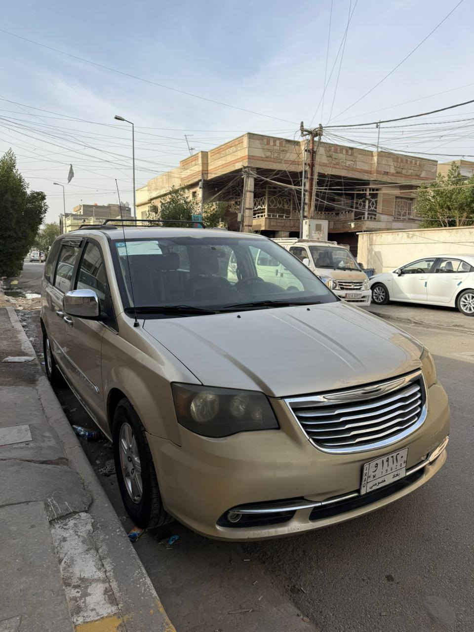 كرايسلر تاون كانتري ٢٠١٢
للبيع او المراوس حسب القناعة 
حادثها ٤ قطع صبغ مثل ماموضح بالسونار 
ونسبة غرق غير محدد وغير موجودة على السونار
شرط تحويل ثاني يوم  
١٢٠ وبيها مجال بسيط او مراوس حسب القناعة 
العنوان بغداد الغدير 
***********
