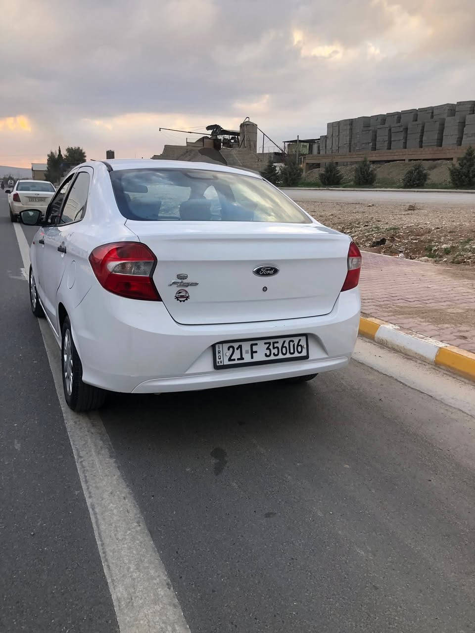 ڤۆرد ڤیگۆ مۆدیل 2018 دووپارچەودووپەڵەی بۆیاخە سەخفی پەرچە تەحوویل وغرامە بەشەرت بای 75$گەڵاە مەجالیکی کەم ***********
