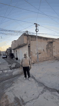 ارض ركن المساحه ١٦٠متر في حي القاهره قريبه على جامع البريفكاني وشارع سوق حي القاهره الرئيسي الواجهه ١٠ونص ونزال ١٥ م
***********
٠٧٧٨٠٩٨٣٢
