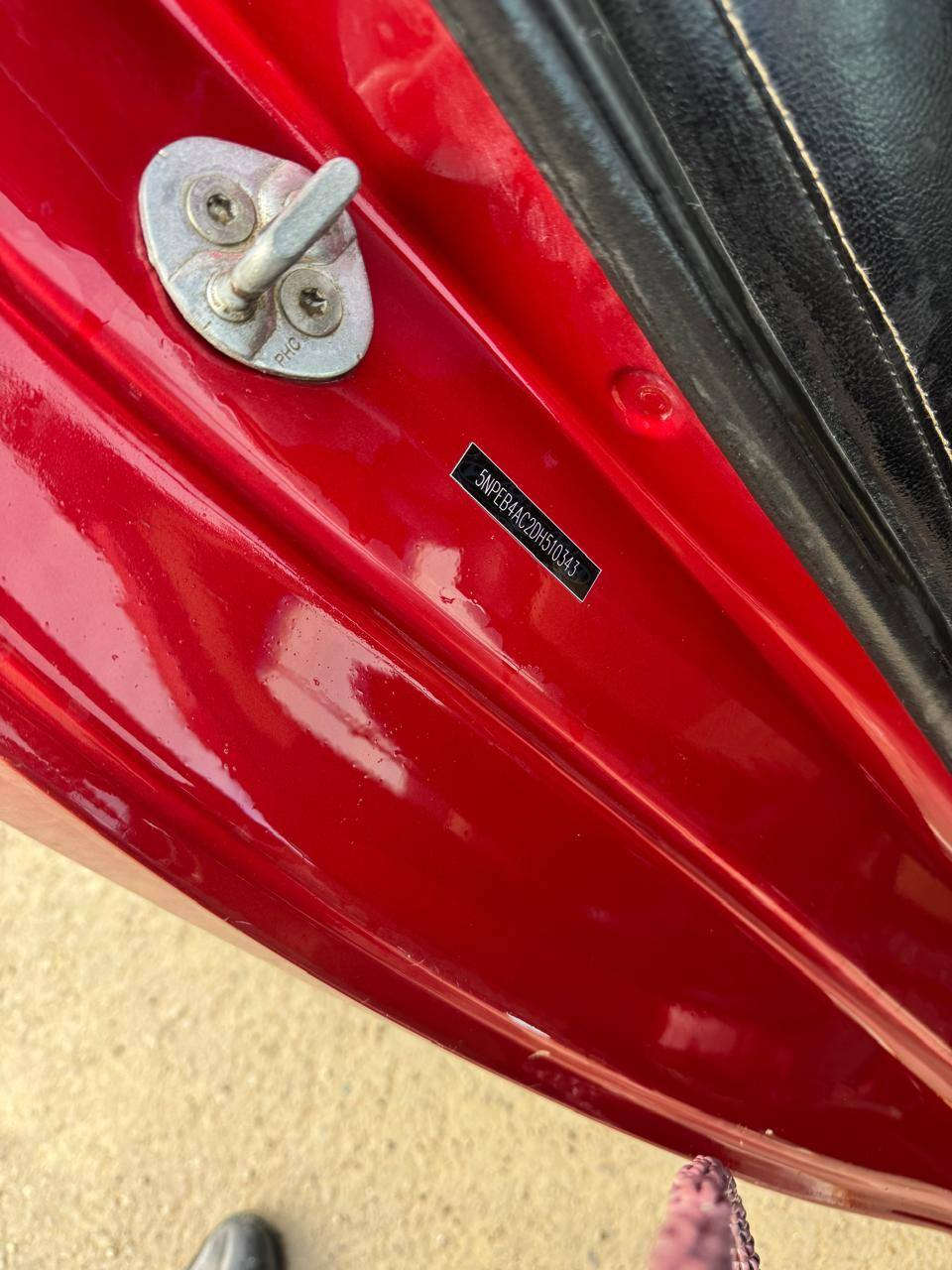 سيارة سوناتا ٢٠١٣ وارد امريكي محرك ٢٤٠٠ GDI داخلة كلين بيها طخة بالباب خلف السايق والجاملغ بيها جراد بالقمارة وقبغ الجنطة ليبل واحد رقمها بغداد صاحبها الاصلي موجود بسامره السعر ١٠٨ ورقة .


**إذا كنت صاحب هذا الإعلان وتريد حذفه لأي سبب، رجاءا أرسل رسالة إلى الدعم الفني**