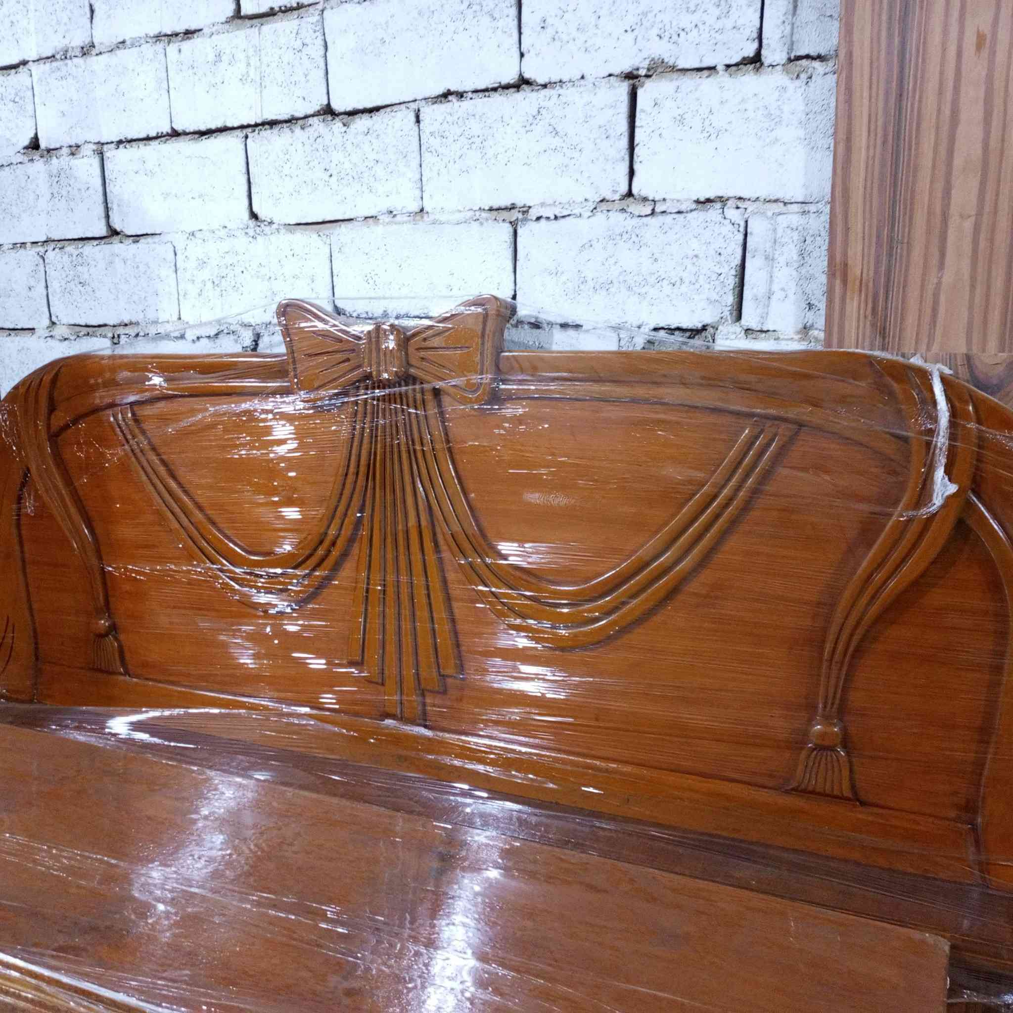 غرفة نوم للبيع السعر550
الرقم ***********
