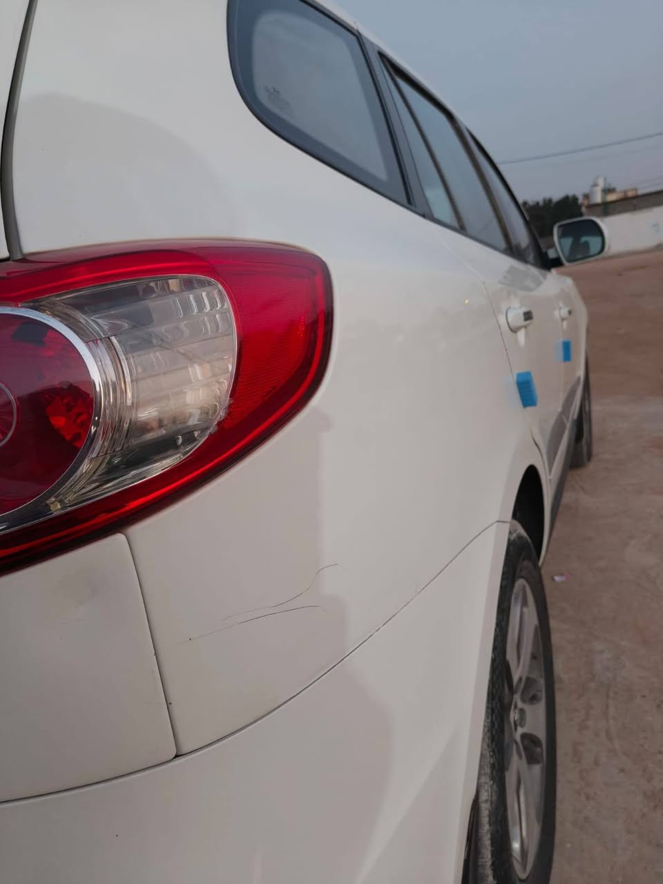 لببيع سنتافي 2012 رقم نجف دولي باسمي سنوية لل29 مداور ثاني يوم محرك 4سلندر سيارة كفالة فقط بارد وكرت صغير باب سايق تبريد تدفئة كهربائيات محرك كير كلة شرط سعر 152$وبية مجال للاتصال واتساب موجود 
***********
