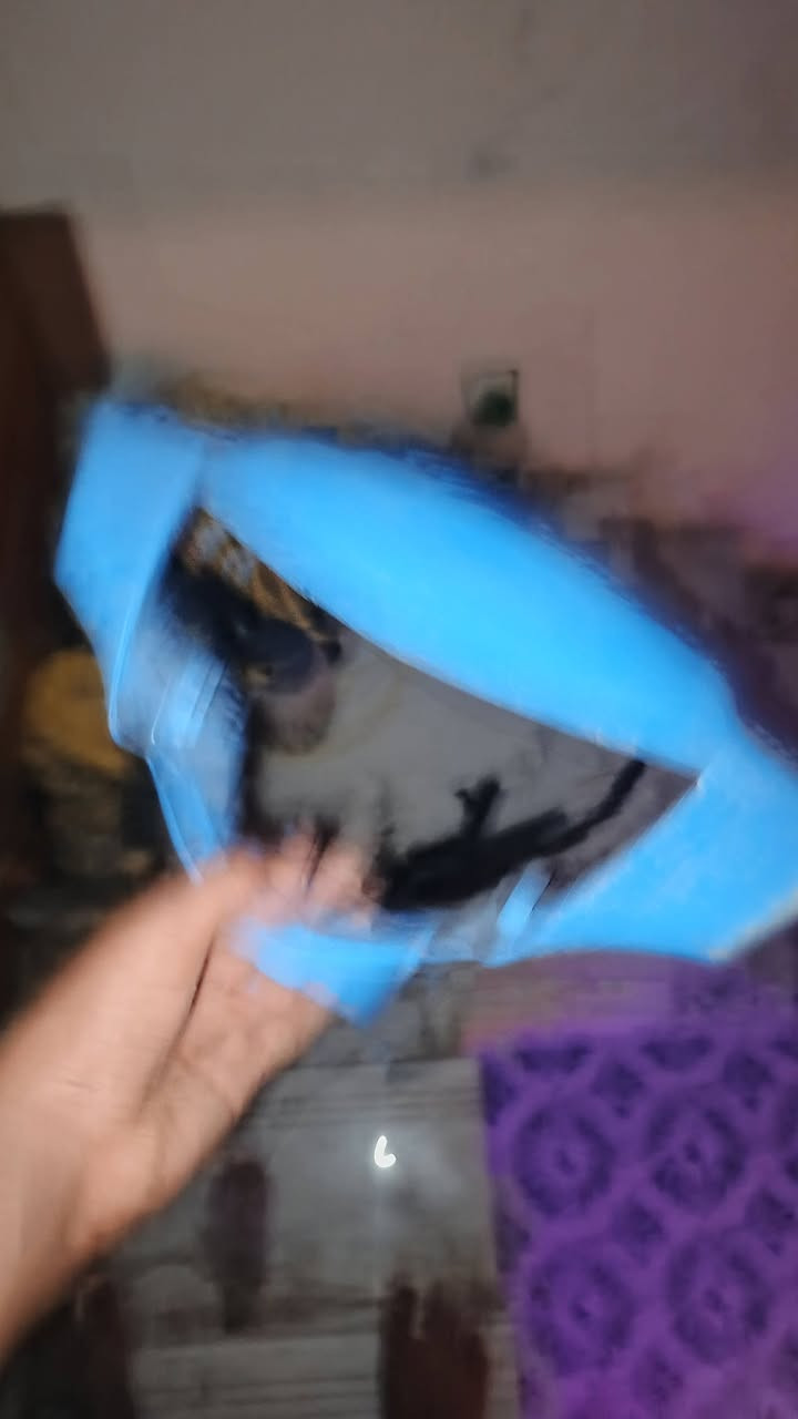 كفرات نضاف مختمات ختم واحد صالنصه نضيفه الكفرات سعرهن 20ول صلنصه 15قفل  خاص ما موجود هذه رقمي واتساب ***********
