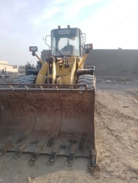 شفل كوماتسو للبيع حجم 270 رقم 07709485931/07865115929