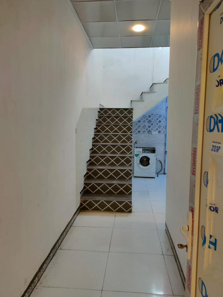 السلام عليكم
يوجد شقه طابق ثاني حي الصديق 

واتساب او التصال ع

***********
