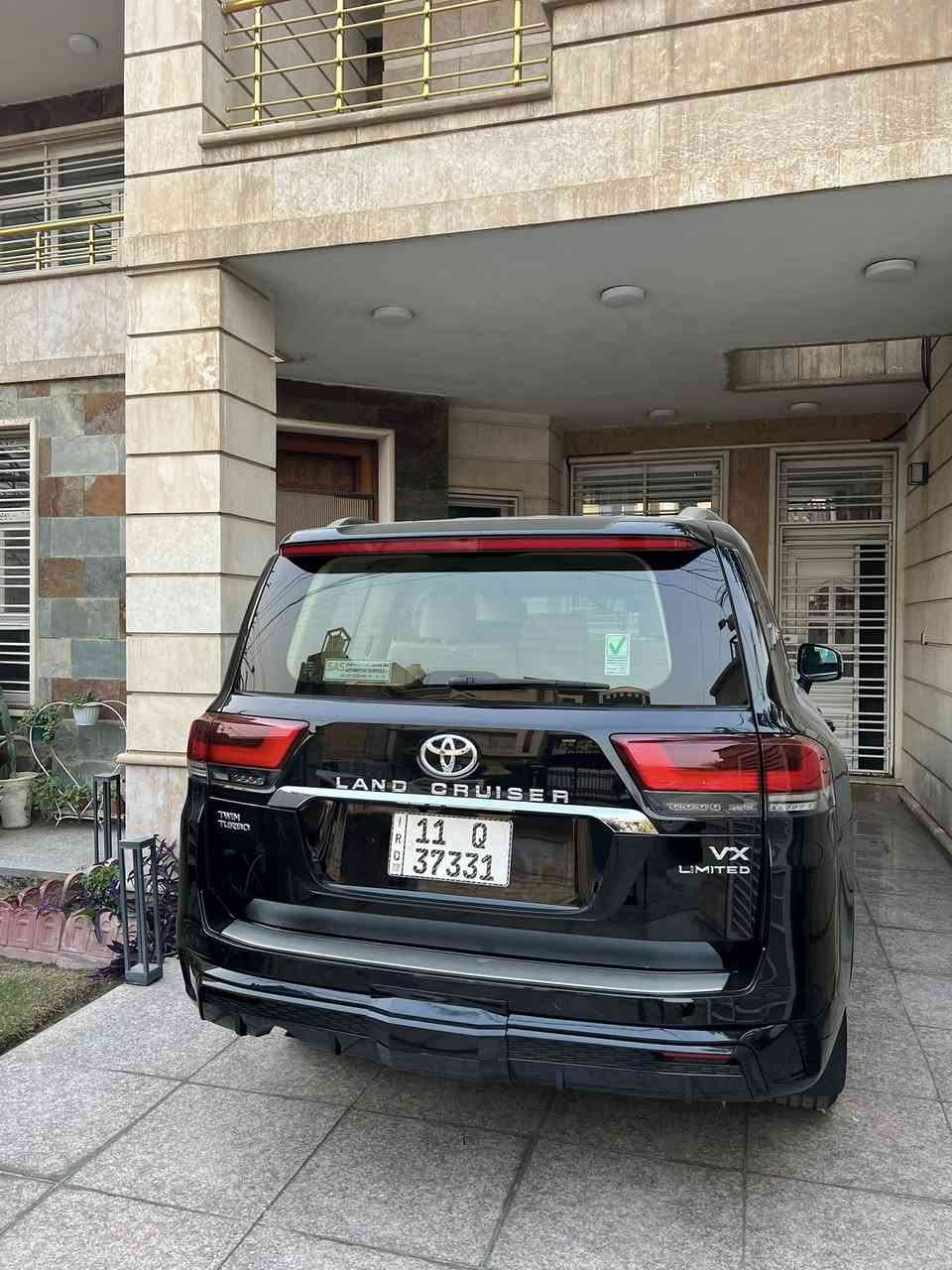 تويوتا لاندكروز (VX)twin turbo
شركة ساز اسود  موديل 2022  

كفالة عامة حتة من الشخط وضع الشركة

مغلفة pof

رقم بغداد باسمي   

مواصفات VX فول مواصفات واحد ع واحد 

توين تيربو 

بصمه عدد 2 + بصمه ابواب 4 

فتحه يسقف 

كشنات جلد 

كشنات تدفئه +تبريد 

كراسي اثنين كهرباء 

صندوك كهرباء 

3 شاشات اصلي تطبيق 

دتاشو 

سماعات JBl دمامات 

كشنات خلفيه كهرباء

دبل رادار 

توقف ذاتي 

نقاط عمياء 

شاحن واير ليس  

ثلاجه 

سايد بريك

اوتو هولد 

لد امامي خلفي 

اشاير لكزس امامي خلفي 

لايت 3 عدسات 

كشافات ضباب 

وضعيات قياده متعدده 

ستيرن كهرباء + تدفئة 

 السياره مغلفه PPF ضمان ١٠ سنوات 

وبعد بيه هواي مواصفات معروفه مواصفات VX

عداد المسافه ٦٩الف 
السعر ب٦٦ وبيه مجال

السياره ب اسمي تحويل ثاني يوم 

العنوان بغداد الاعظمية

للاستفسار الاتصال على الرقم  ***********
