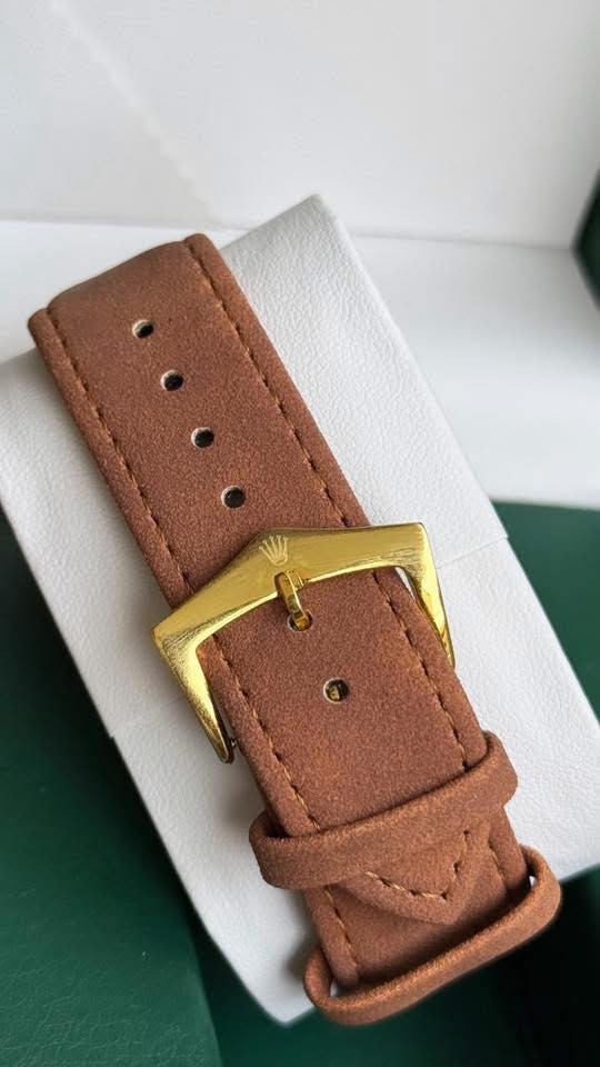 ساعه
ساعه رجاليه رولكس  ROLEX
البطاريه كوارتز
القطر 42
اميال لومينوس
ارقام كرستال
دبل خياط
سير كتان


**إذا كنت صاحب هذا الإعلان وتريد حذفه لأي سبب، رجاءا أرسل رسالة إلى الدعم الفني**