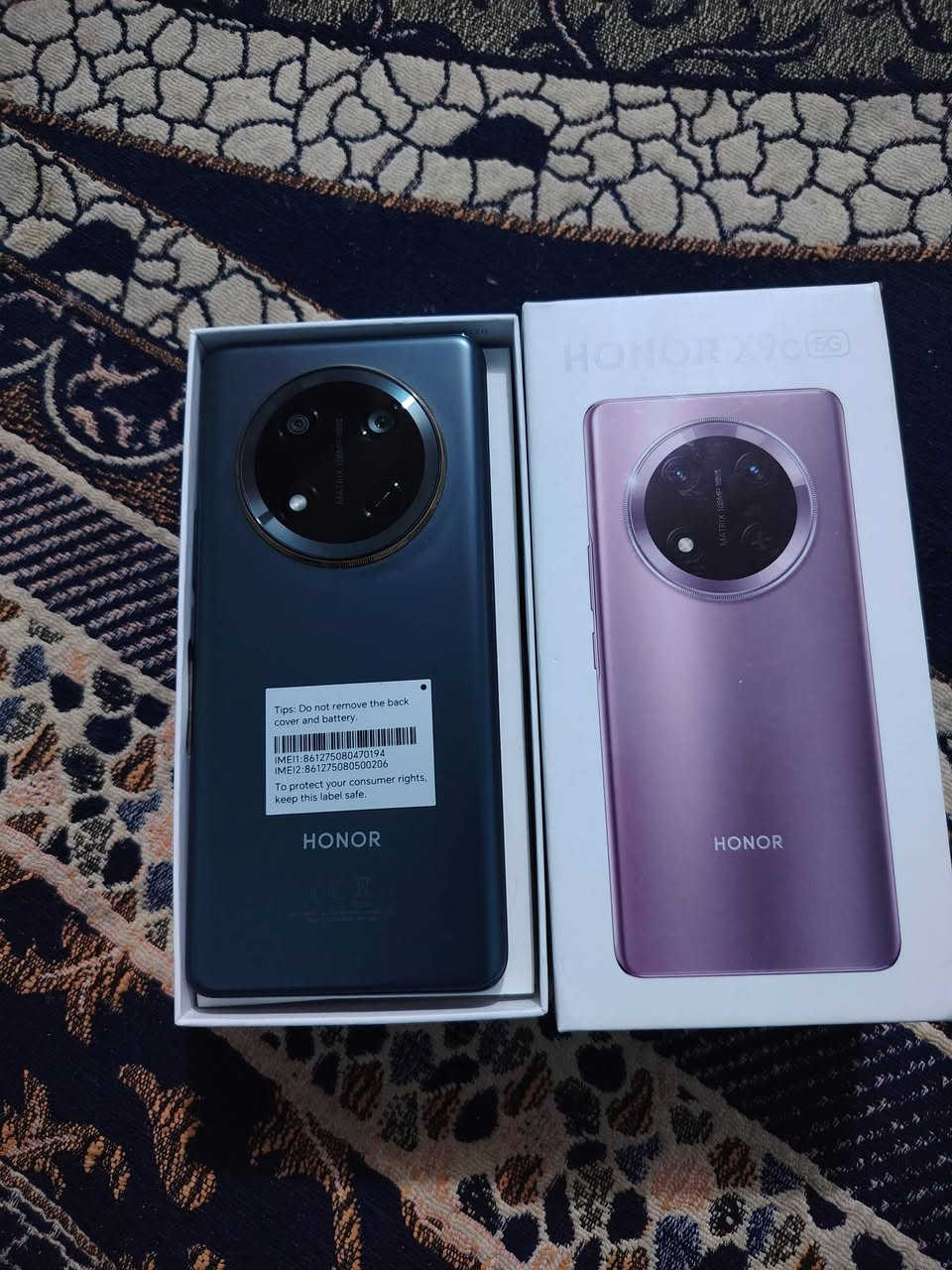 سلام عليكم
هونر x9c 5G مستخدم 
للبيع الجهاز اخو الجديد حيل نضيف زلغ مابي مرايه
مستخدم قليل نضافه الف بل ميه
ذاكره 256 عشوائية 8+8 يعني 16
الجهاز كامل ملحقات كارتونه + كفر + شاحنه 120 واط
سعره 260 الف مجاله كلش بسيط حك الجيه
مكاني بغداد السيديه *********** واتساب
