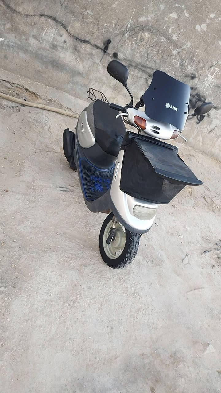 السلام عليكم ورحمه الله وبركاته دراجه منغول بلاديه 2003 ما مفتوحه كل شيء شغال سلفندر العنوان كربلاء سايبين حي الشهداء الموظفين الشراي نتصل على هذا الرقم ***********
