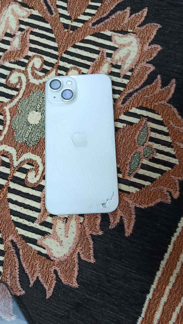 السلام عليكم
13 عادي مبدل شاشة فيس ايدي شغال الضهر مفطور وضربة بلشاصي موضحة كبالك ذاكرة 128 بطارية 84 ممبدلة السعر 275 او مراوس حسب القناعة مكاني بغداد


**إذا كنت صاحب هذا الإعلان وتريد حذفه لأي سبب، رجاءا أرسل رسالة إلى الدعم الفني**