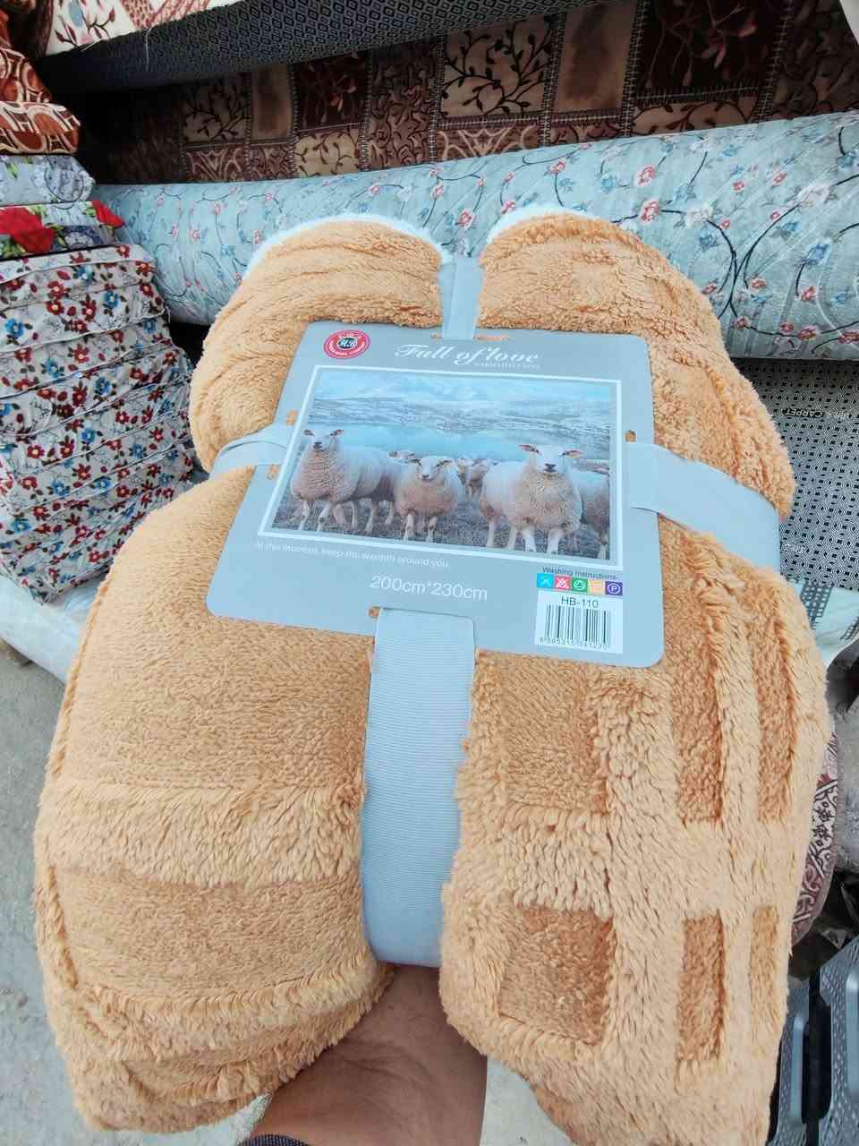 #رشيقة_للمفروشات
توفر لدينا 
🛑 غطوة نقشة بوهيمي الگفة فرو نفرين القياس 200*230 سم 

التوصيل 🎈 مجاني 🎈 داخل ناحية العباسية  🚚
يوجد توصيل كافة محافظات العراق 
للحجز : يرجى ارسال رقم هاتف و عنوانكم كامل 
مجمع رشيقة للمواد المنزلية
للحجز والاستفسار مراسلة الرقم وات ساب 
*********** 
العنوان النجف الاشرف - ناحيه العباسية - الشارع المؤدي لمأكولات ضمير  نهايتة على الجانب الايسر -قرب روضة الياسمين
