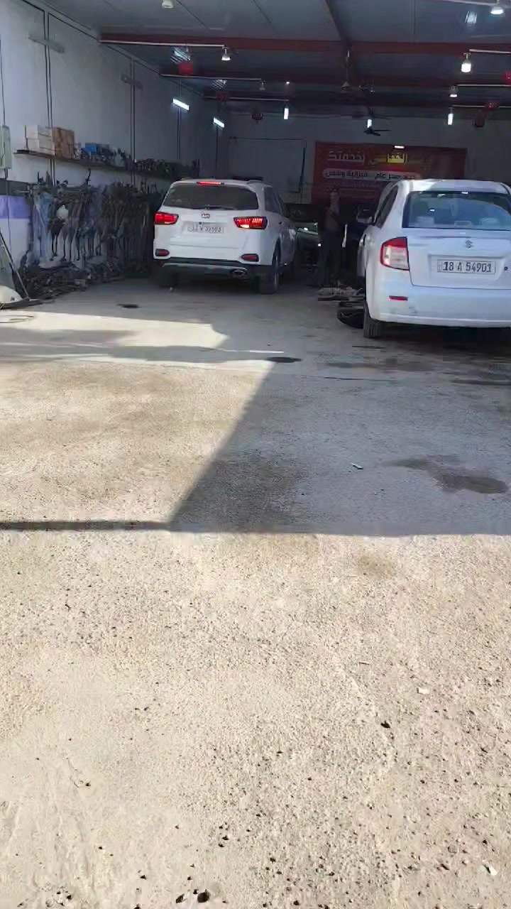 طريق بابل بتجاه المحاويل قبل سيطره الاثار ٥٠٠ متر
ورشة ابو امير الخفاجي
*********** ***********
