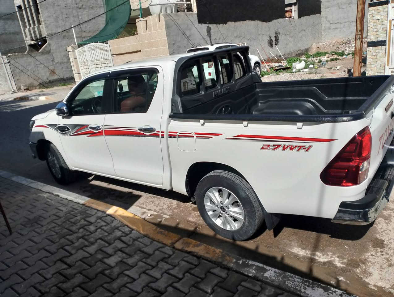 السلام عليكم ورحمه الله وبركاته بيكم تويوتا شركه ساز فول مواصفات اي ضربه واي شخط فول مواصفات سياره جديده واحد على واحد رقم بغداد باسمي للبيع وهذا رقمي اللي يحب يتواصل *********** وبي واتساب
