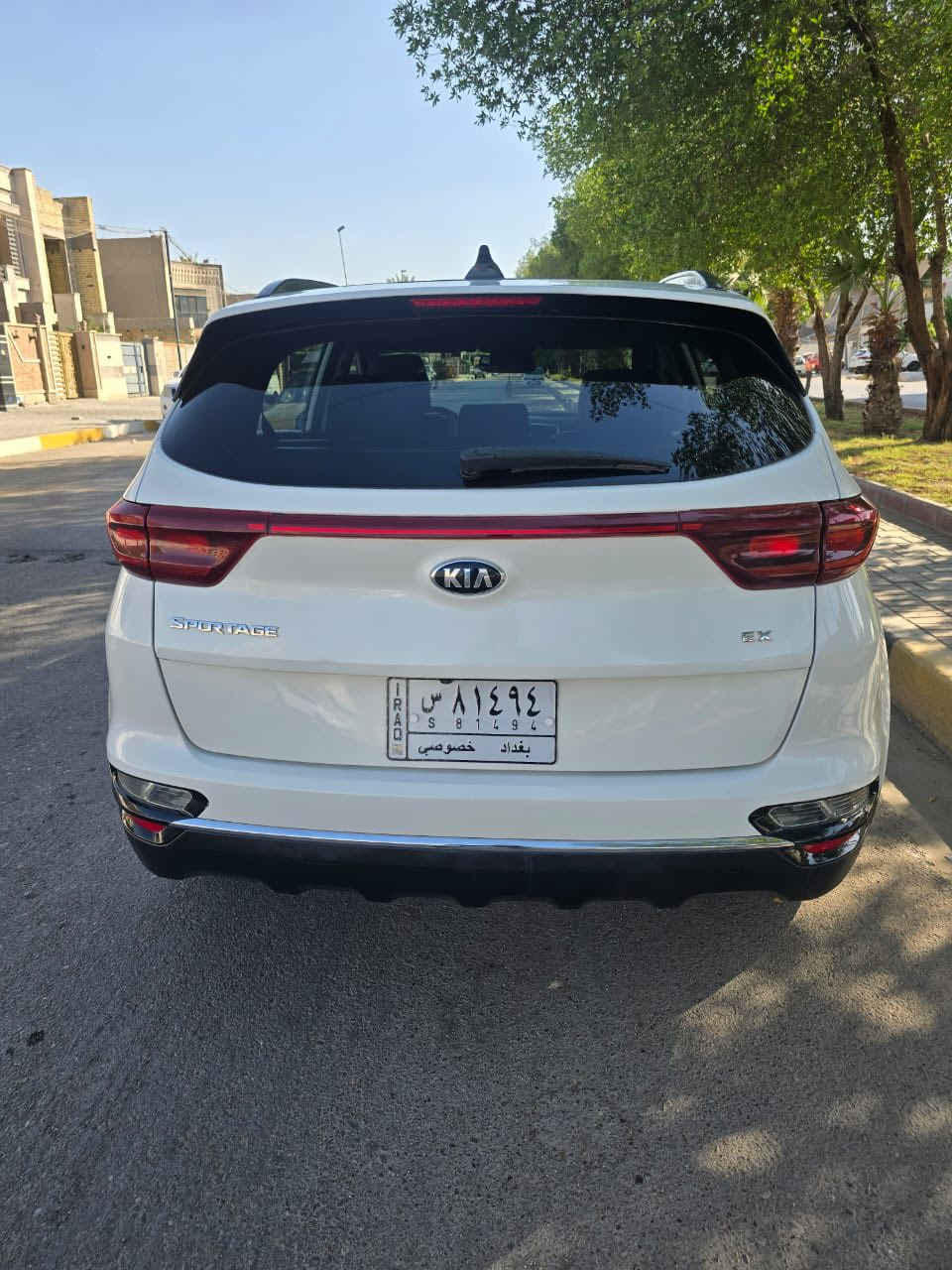 السلام عليكم
كيا سبورتج 2022
وارد امريكي
محرك 2400
ماشيه 50 الف
حادثهه من امريكا
بيهه مكانات صبغ بدون دواخل لا لغد لا شواصي
كير و مكينه على وضع الشركه بلادي
رقم بغداد بأسمي
موصفات فول واحد على واحد
كشنات جلد تدفئه تبريد
بانوراما
كشنات كهرباء الاماميات
مرايات شفط نقطه عمياء
حساسات امامي وخلفي
كامره شاشه
كراسي كهرباء
الجنطه الخلفيه كهرباء
ويل كب 18 بلادي
تحكم ستيرن جهتين
وبعد بيهه موصفات معروفه
مكان السياره بغداد شارع فلسطين 
السعر 150 وبيهه مجال حك الجيه 
الاستفسار 
***********
غير متواجد علفيس
